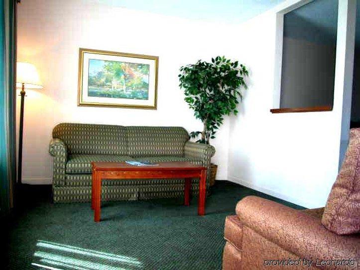 Red Roof Inn & Suites Monroe, Nc Luaran gambar